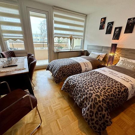 Sunset View Apartment With Logia ايتلنغن المظهر الخارجي الصورة
