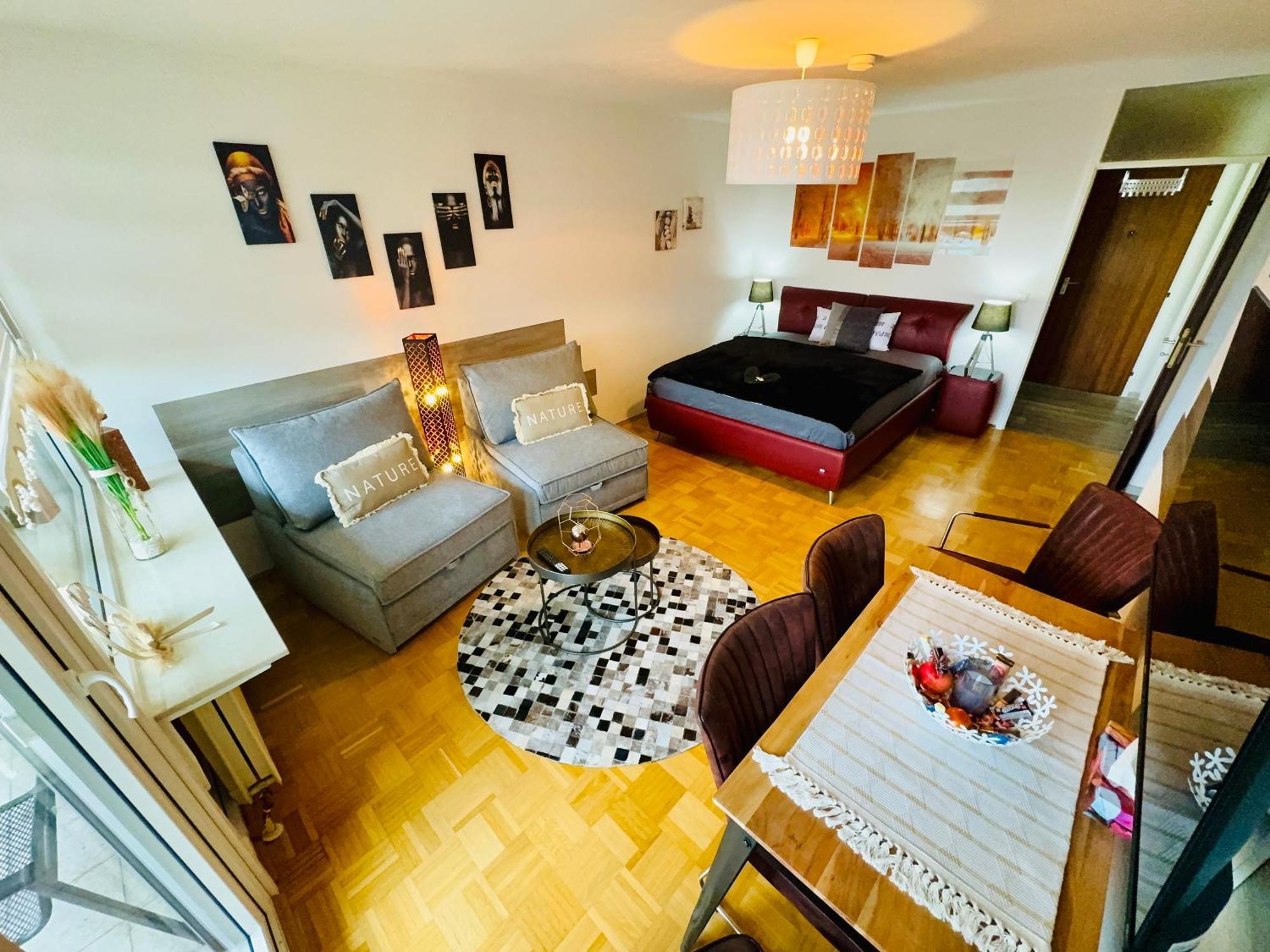 Sunset View Apartment With Logia ايتلنغن المظهر الخارجي الصورة